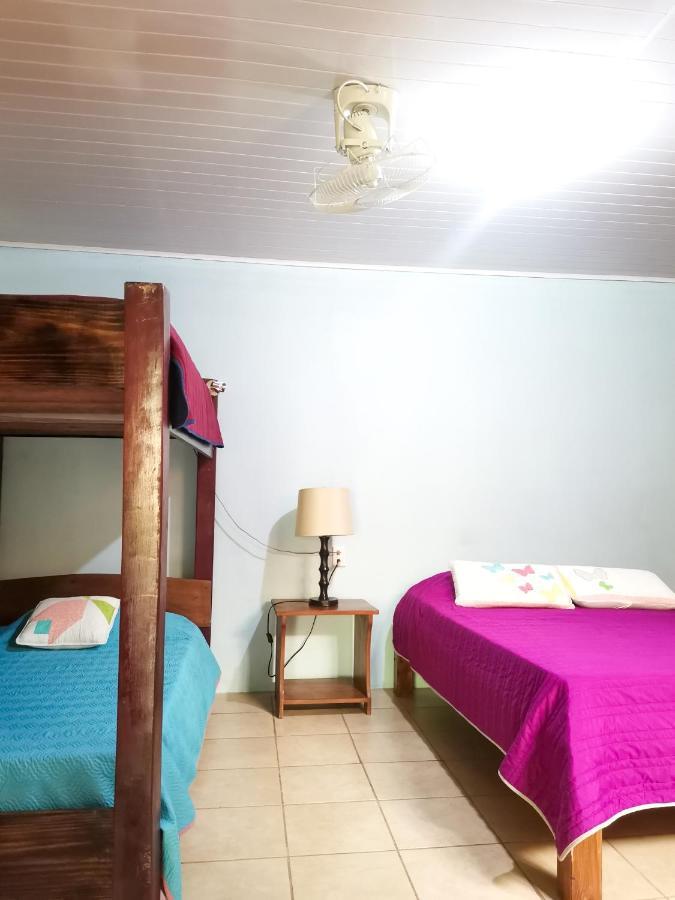 Casita Happy Feet And Tours Corcovado Hotel Drakes Bay Екстериор снимка