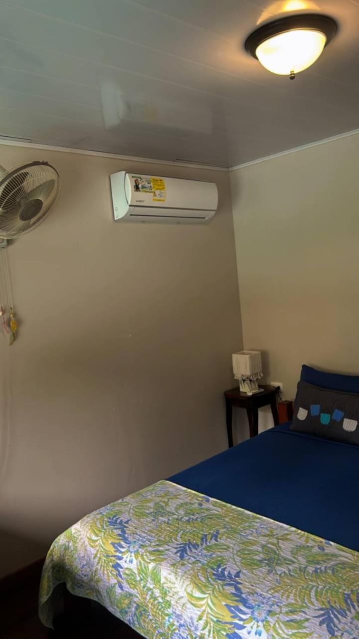 Casita Happy Feet And Tours Corcovado Hotel Drakes Bay Екстериор снимка