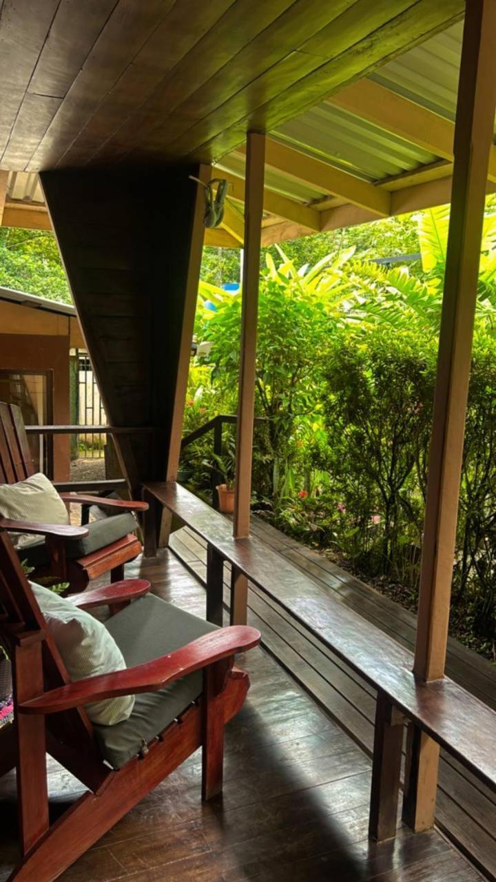 Casita Happy Feet And Tours Corcovado Hotel Drakes Bay Екстериор снимка
